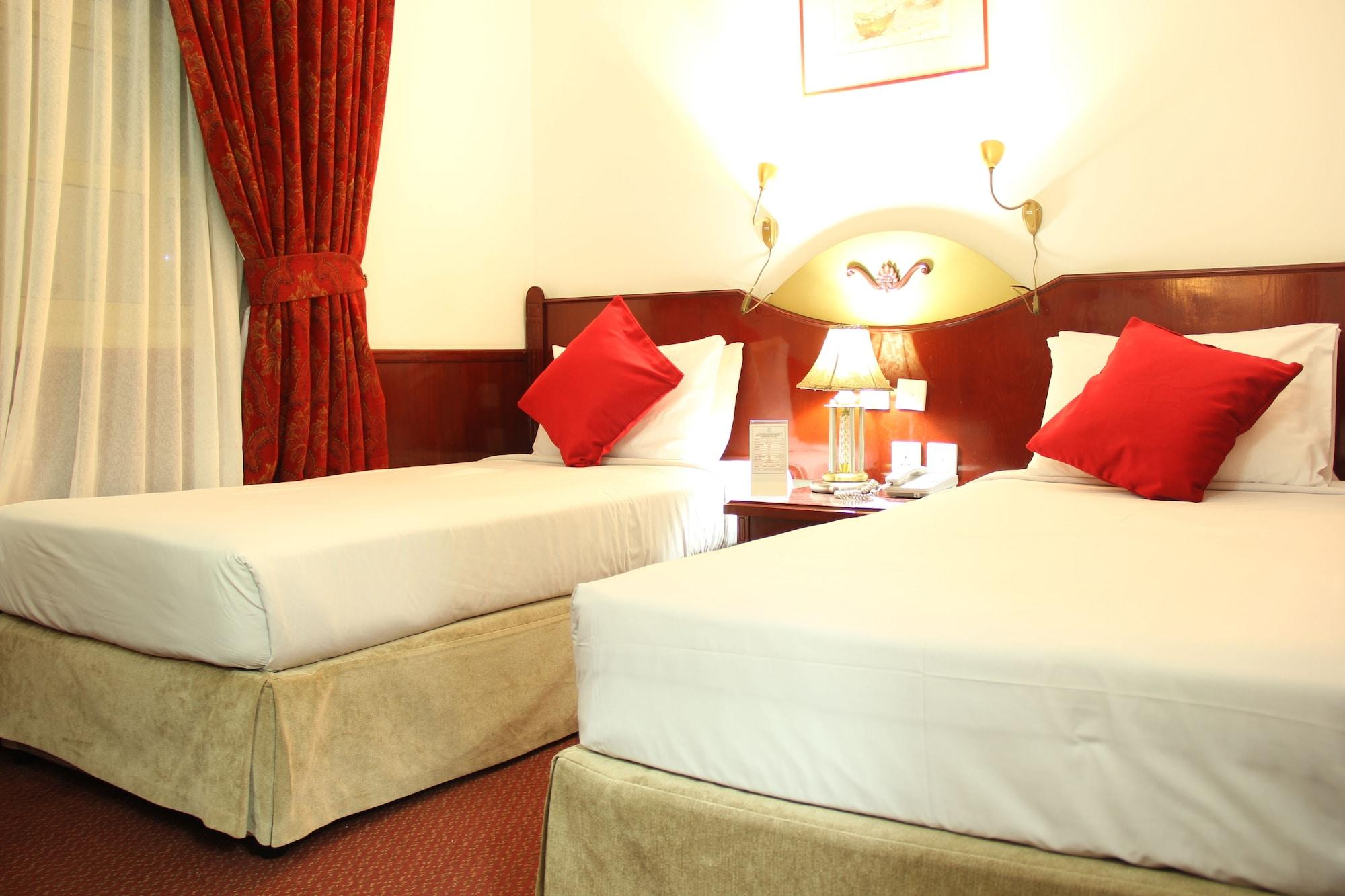 Zain International Hotel Дубай Екстериор снимка