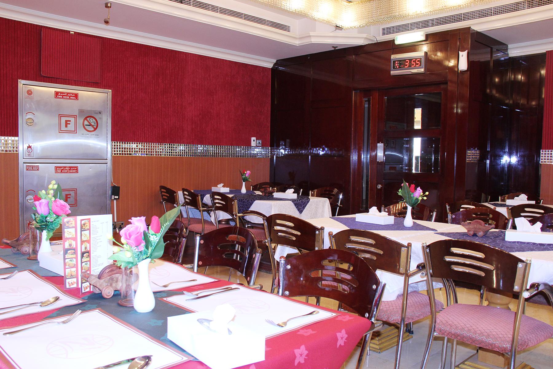 Zain International Hotel Дубай Екстериор снимка