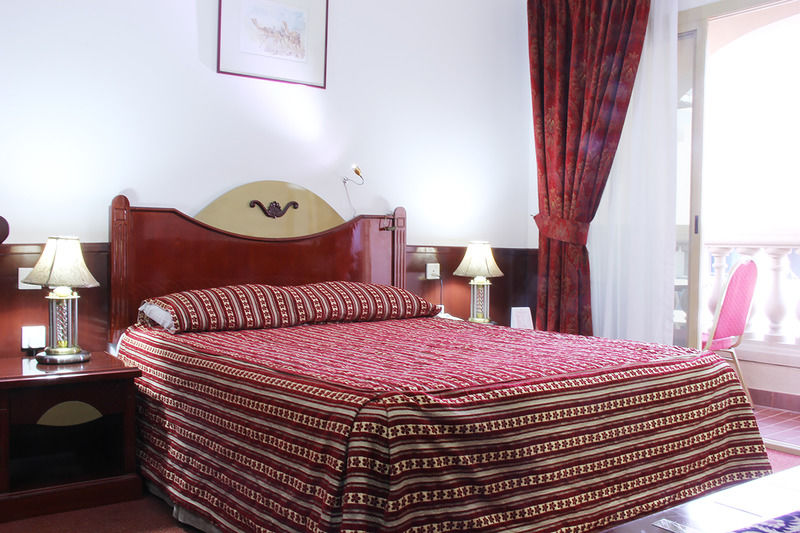 Zain International Hotel Дубай Екстериор снимка
