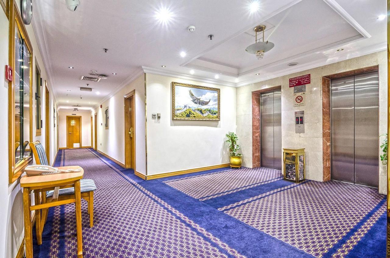 Zain International Hotel Дубай Екстериор снимка
